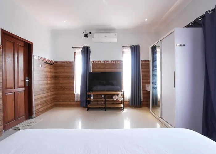 Ferienhaus The Kedungu House - 3 Bedroom With Private Pool, 7min To