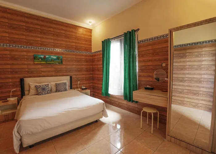 Ferienhaus The Kedungu House - 3 Bedroom With Private Pool, 7min To *