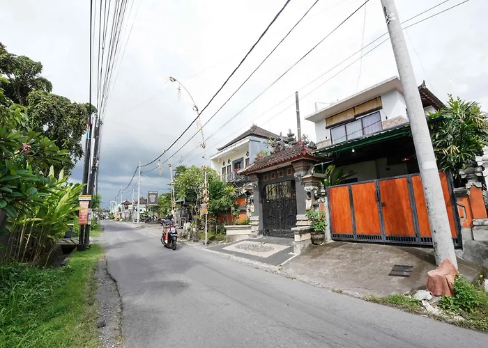 The Kedungu House - 3 Bedroom With Private Pool, 7min To